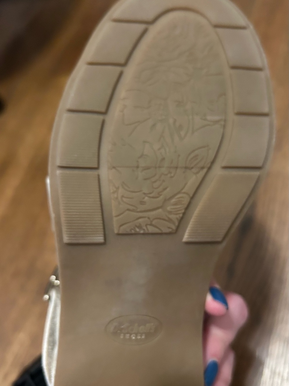 Dr. Scholl's Cream Strappy fisherman Block Heel closed toe Sandals - Picture 6 of 8